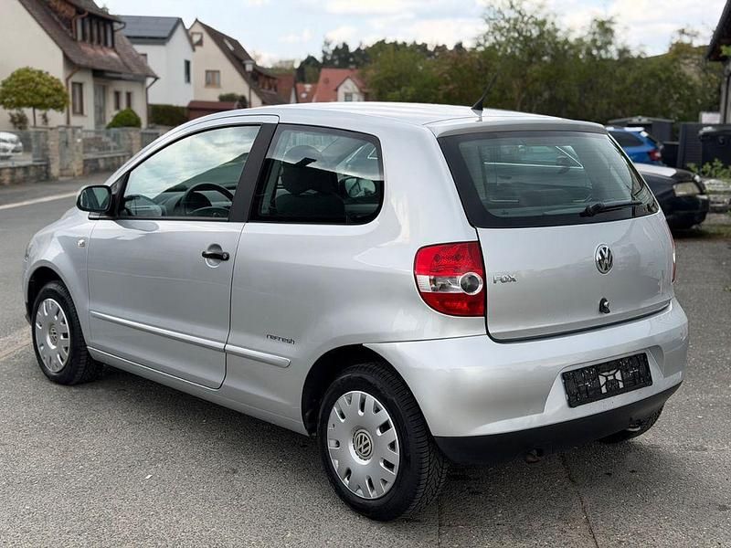 Second-hand VW Fox Refresh 54 CP (39 kW) 2009 Argintiu Hatchback