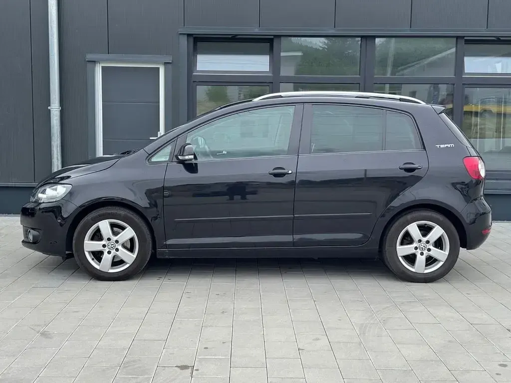 Gebraucht VW Golf Plus Cross Team 122 PS (89 kW) 2011 Schwarz Limousine