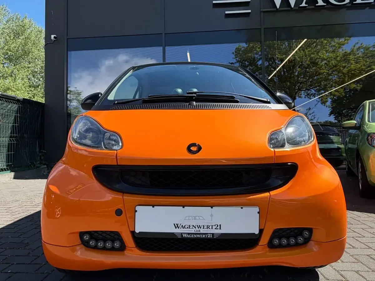 Usata Smart ForTwo Coupé 84 CV (61 kW) 2011 Arancione Coupé