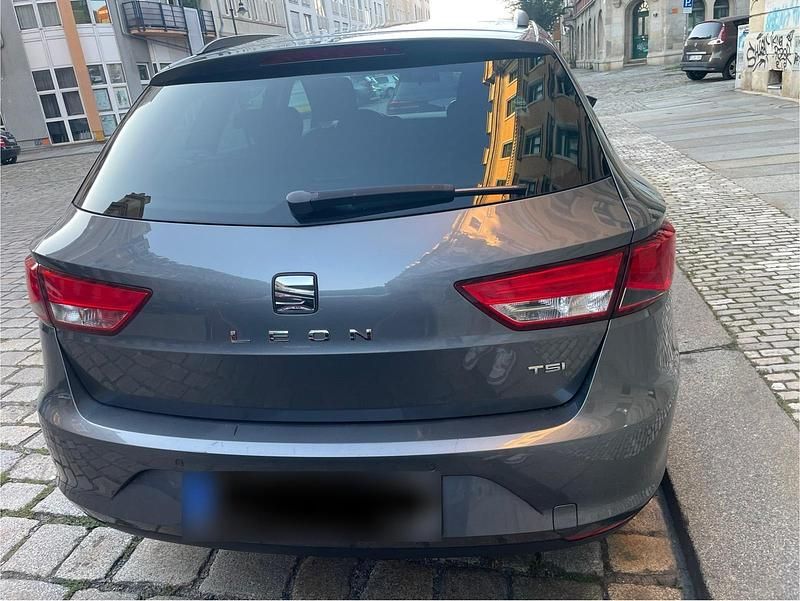 Gebraucht Seat Leon 105 PS (77 kW) 2014 Grau Kombi