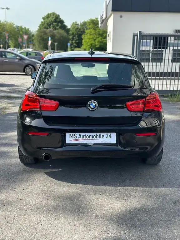 Gebraucht BMW 116 Advantage 109 PS (80 kW) 2015 Schwarz Kleinwagen