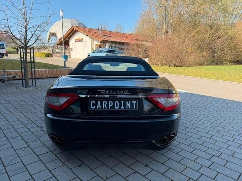 Gebraucht Maserati GranCabrio 460 PS (338 kW) 2010 Schwarz Cabrio