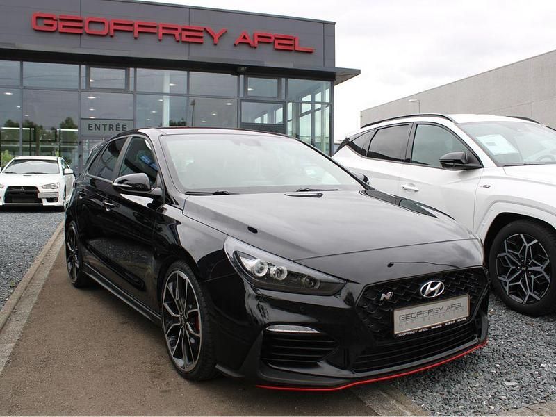 Schwarz Gebraucht 2019 Hyundai i30 N Performance Limousine | 24.900 € (Teuer) - Bild 1/4