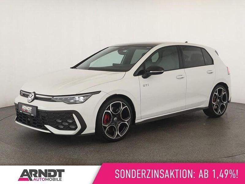Weiß Gebraucht 2025 VW Golf GTI Limousine | 38.984 € (Teuer) - Bild 1/4