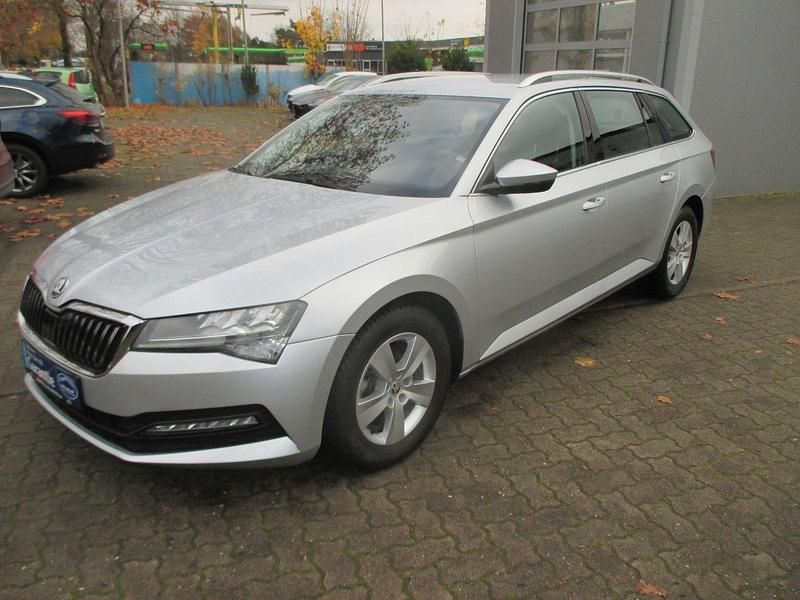 Gebraucht Skoda Superb Ambition 150 PS (110 kW) 2024 Silber Kombi