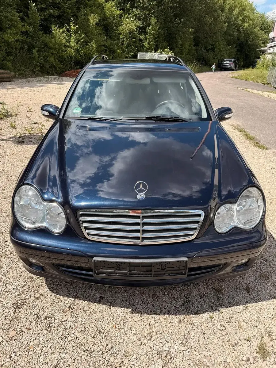 Gebraucht Mercedes 200 122 PS (89 kW) 2004 Blau Kombi