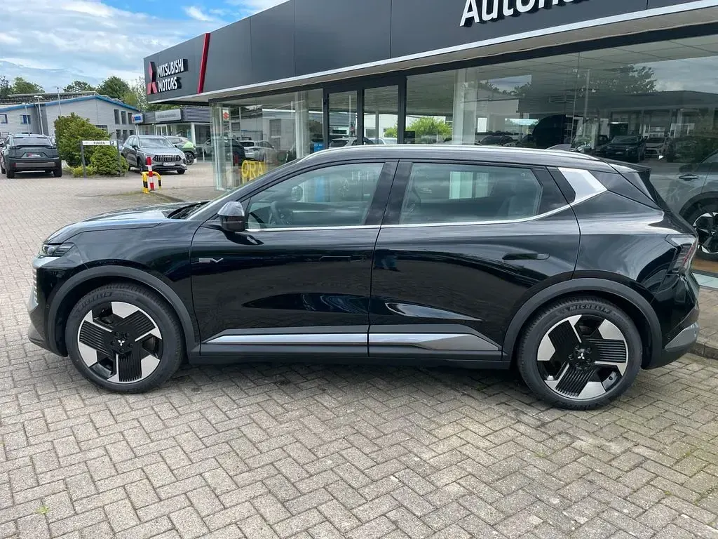 Neu Mitsubishi Eclipse Diamant Edition 160 kW (218 PS) 2026 Schwarz SUV