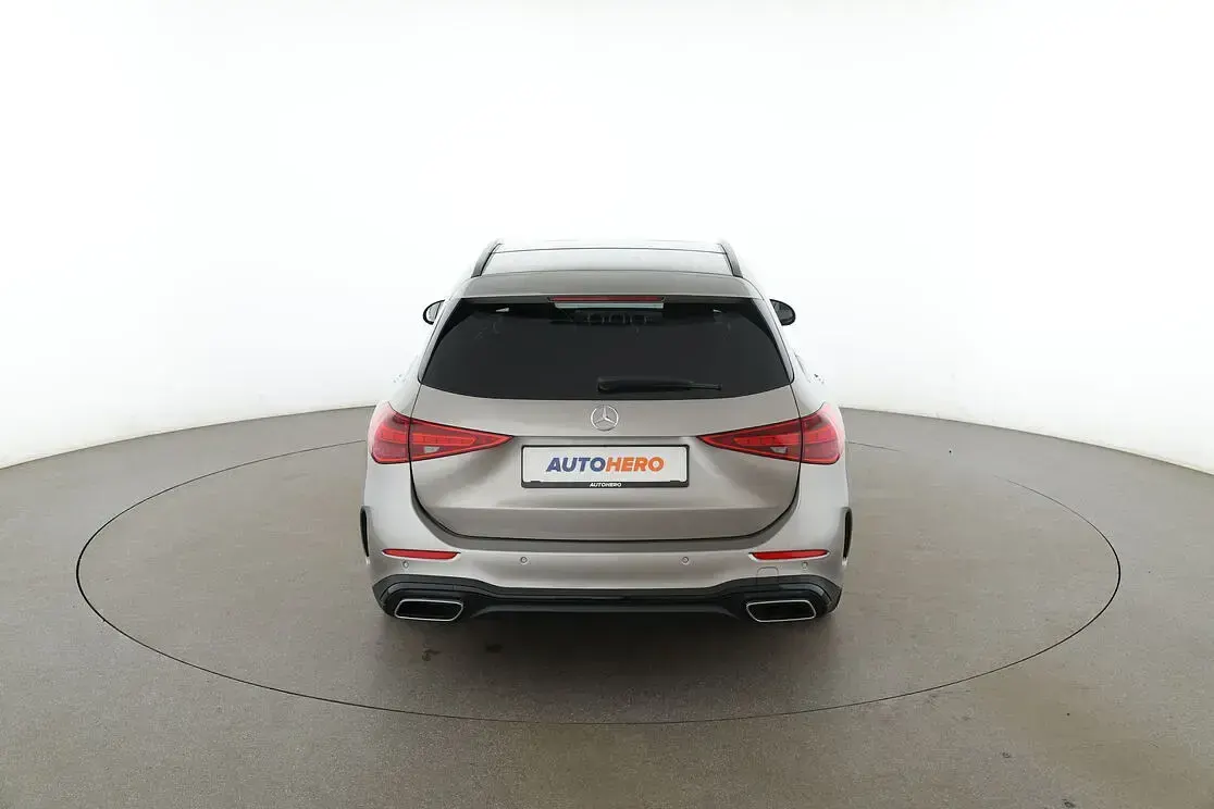 Gebraucht Mercedes C300e AMG line 2023 Grau Kombi