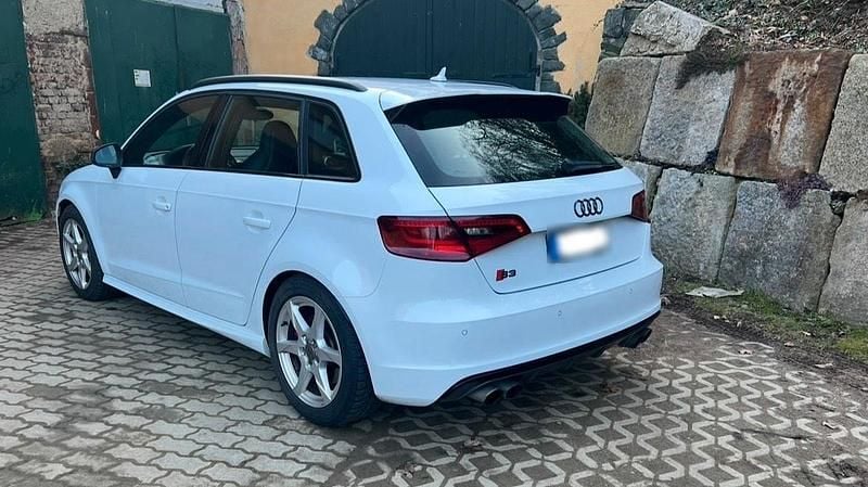 Gebraucht Audi S3 300 PS (220 kW) 2015 Weiß Limousine