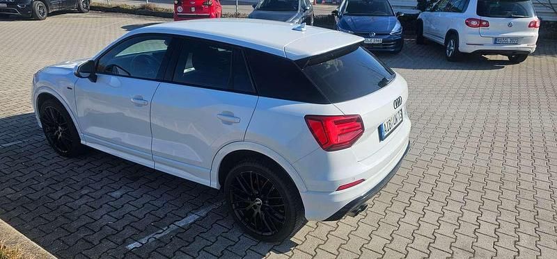 Gebraucht Audi Q2 S-Line 150 PS (110 kW) 2018 Weiß SUV