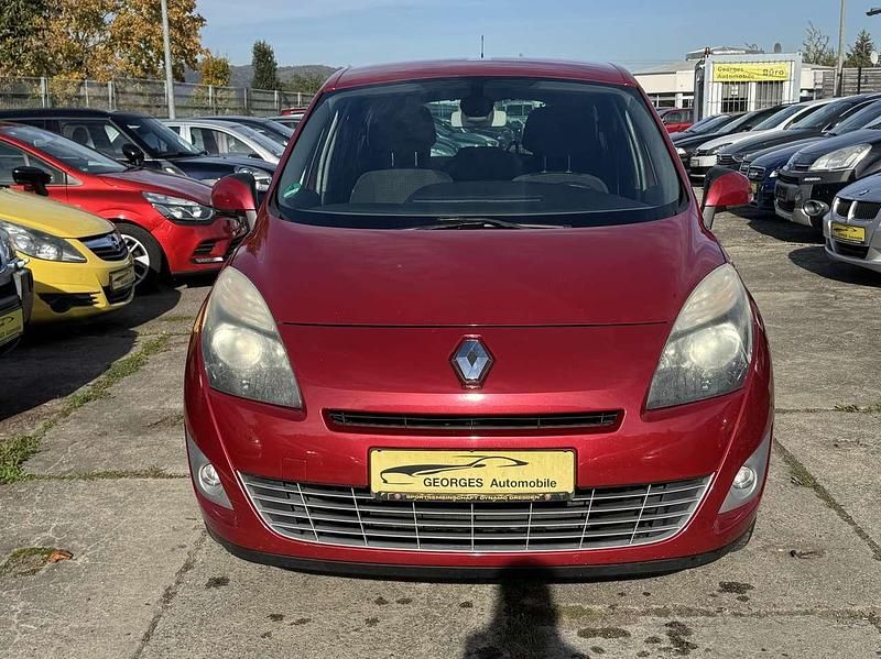 Gebraucht Renault Scénic III Dynamique 110 PS (80 kW) 2010 Rot Van / Kleinbus