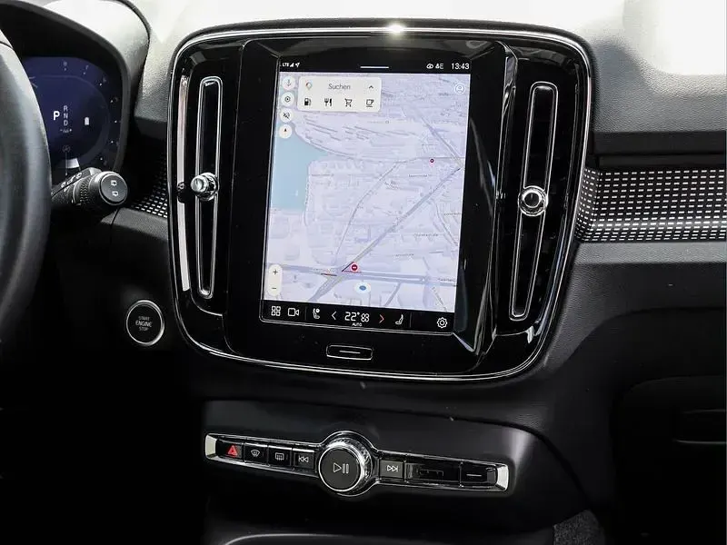 Gebraucht Volvo XC40 Core 163 PS (119 kW) 2025 Weiß SUV