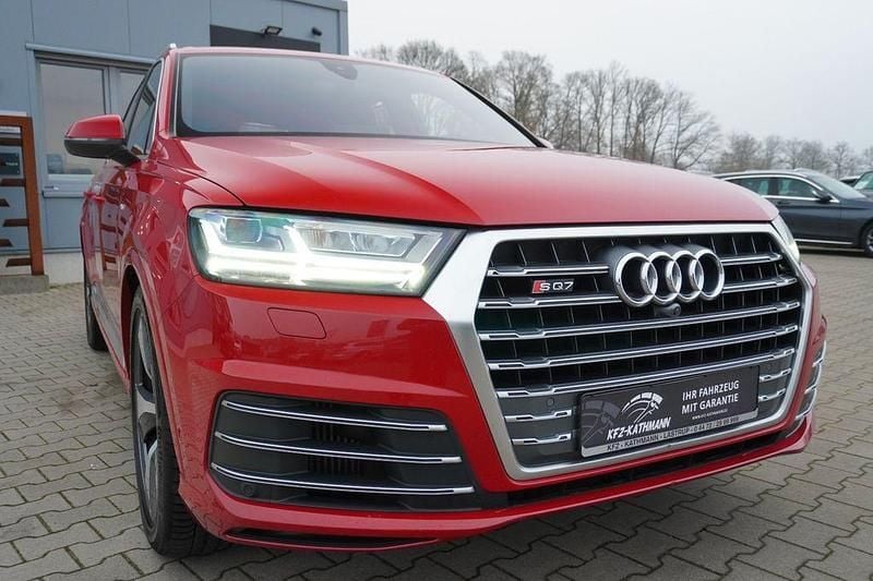 Gebraucht Audi SQ7 Ambiente 435 PS (319 kW) 2018 Rot SUV