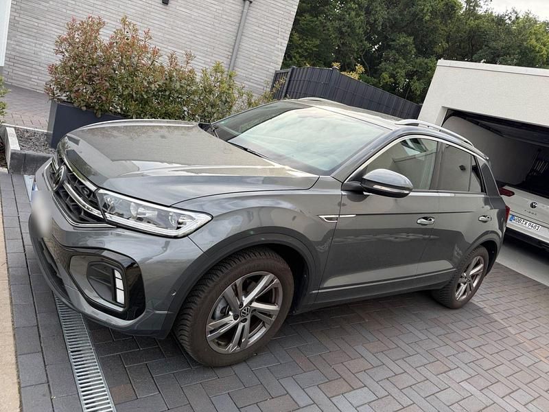 Usata VW T-Roc R-line 150 CV (110 kW) 2024 Grigio SUV