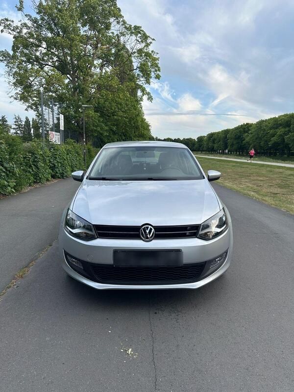 Silber Gebraucht 2013 VW Polo Kleinwagen | 5.900 € (Superpreis) - Bild 1/4