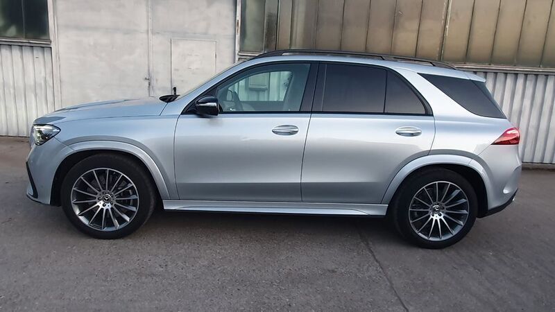 Gebraucht Mercedes GLE450 AMG line 367 PS (269 kW) 2024 Silber SUV