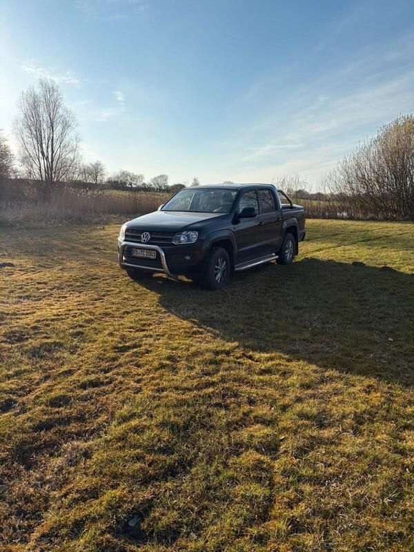 Schwarz Gebraucht 2015 VW Amarok Abholung | 19.000 € (Etwas zu teuer) - Bild 1/4