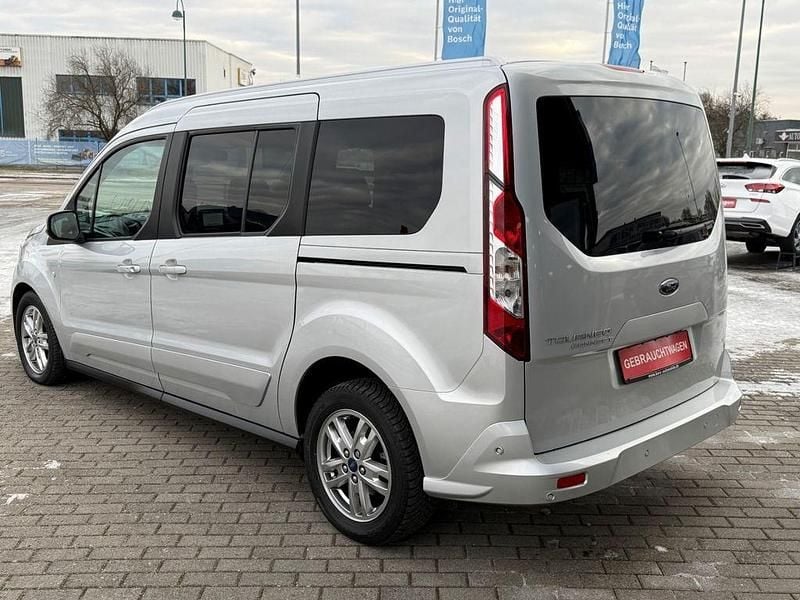 Gebraucht Ford Grand Tourneo Connect Titanium 120 PS (88 kW) 2019 Silber Van / Kleinbus