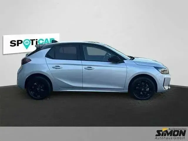 Gebraucht Opel Corsa 101 PS (74 kW) 2024 Kristall silber (metallic) Limousine