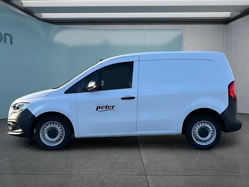 Gebraucht Mercedes Citan 112 116 PS (85 kW) 2023 Weiß Van / Kleinbus