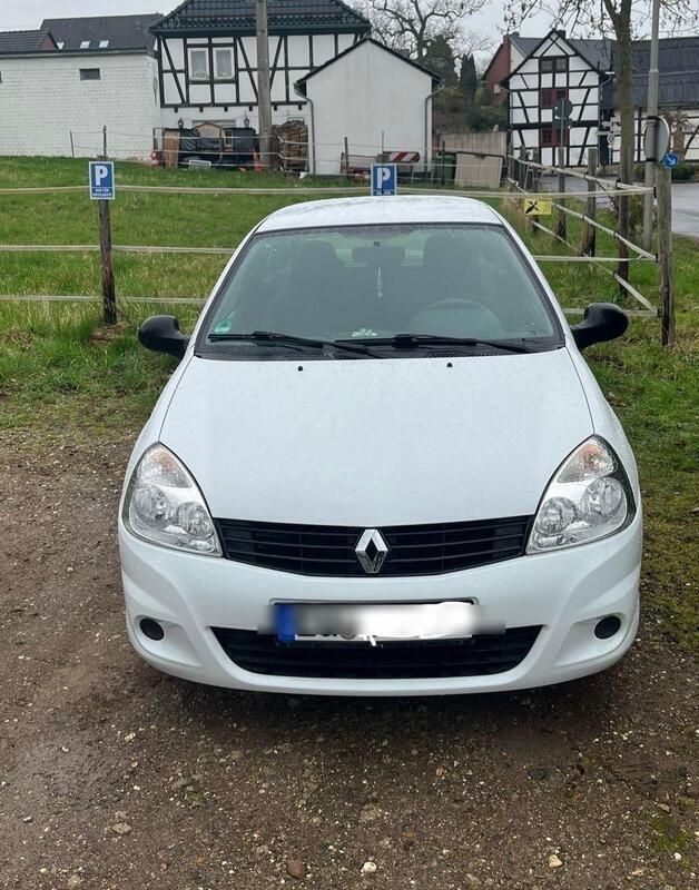 Weiß Gebraucht 2009 Renault Clio II Campus Kleinwagen | 2.250 € - Bild 1/4
