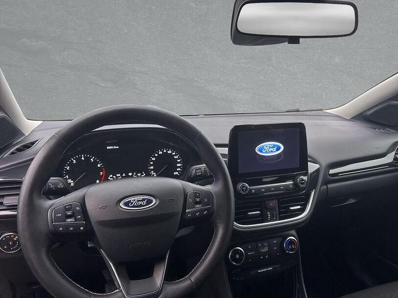 Gebraucht Ford Puma Titanium 125 PS (91 kW) 2022 Grau SUV