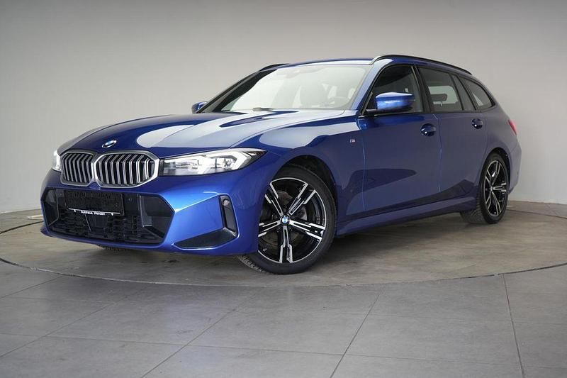 Gebraucht BMW 320 M Sport 184 PS (135 kW) 2023 Portimao blau Kombi