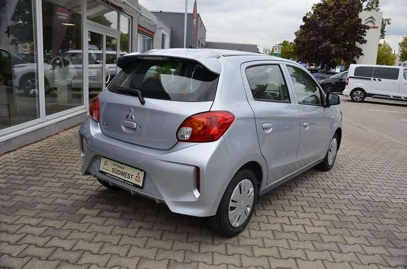 Neu Mitsubishi Space Star Basis 71 PS (52 kW) 2025 Coolsilber Kleinwagen
