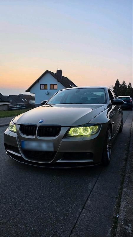 Gebraucht BMW 330 231 PS (169 kW) 2006 Gelb Limousine
