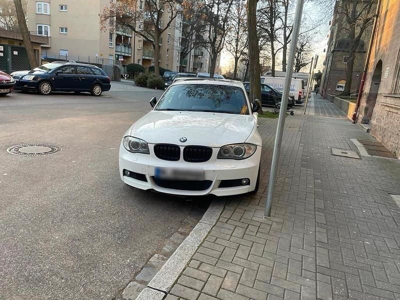 Gebraucht BMW 120 Coupé M Sport 2011 Weiß Coupé