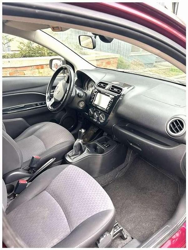 Gebraucht Mitsubishi Space Star 80 PS (58 kW) 2016 Rot Limousine