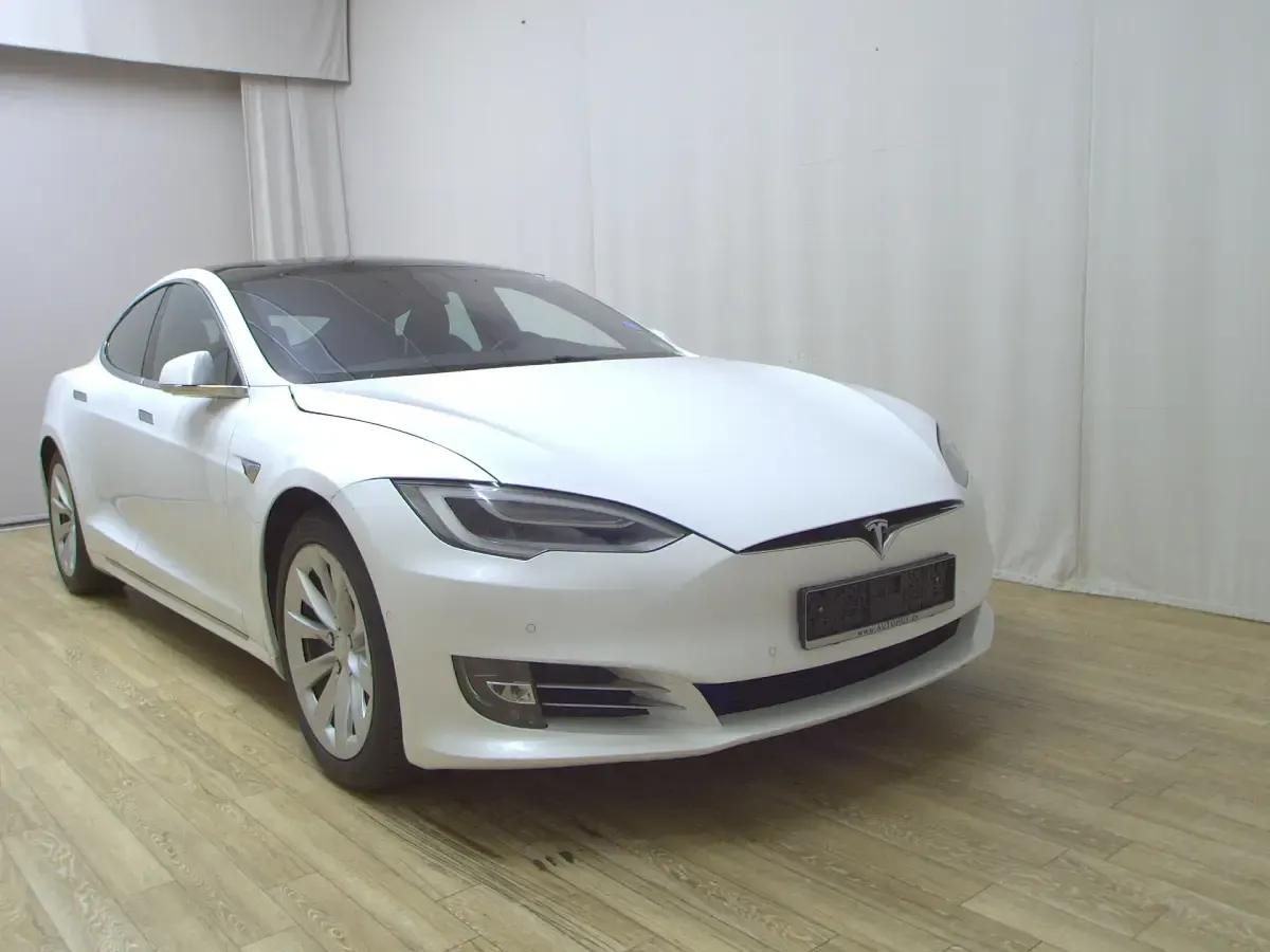 Gebraucht Tesla Model S 420 kW (572 PS) 2020 Weiss Kleinwagen