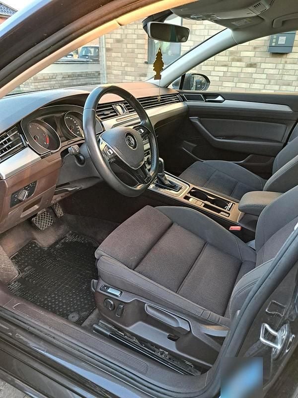 Usata VW Passat 150 CV (110 kW) 2015 Marrone Station wagon