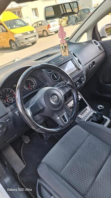 Second-hand VW Golf VII 86 CP (63 kW) 2012 Alb Berlinǎ