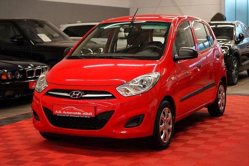 Gebraucht Hyundai i10 69 PS (50 kW) 2011 Rot Kleinwagen