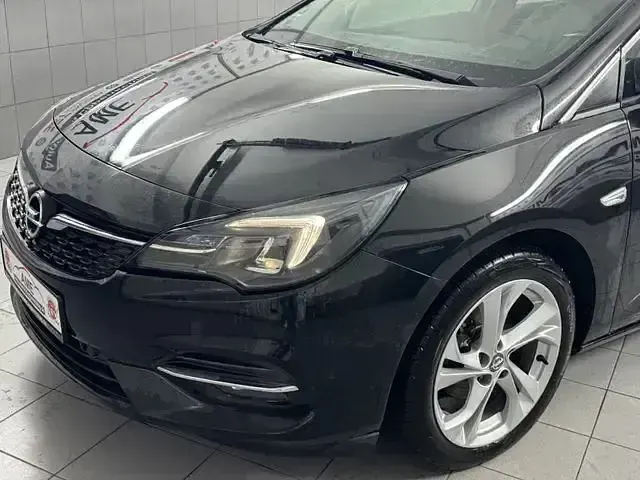 Gebraucht Opel Astra Elegance 131 PS (96 kW) 2021 Schwarz Kombi
