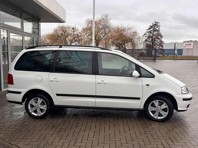 Gebraucht Seat Alhambra Vigo 140 PS (102 kW) 2009 Weiß Van / Kleinbus