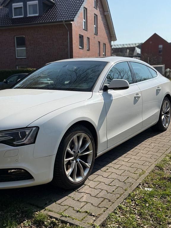 Gebraucht Audi A5 Sportback 170 PS (125 kW) 2012 Weiß Kleinwagen