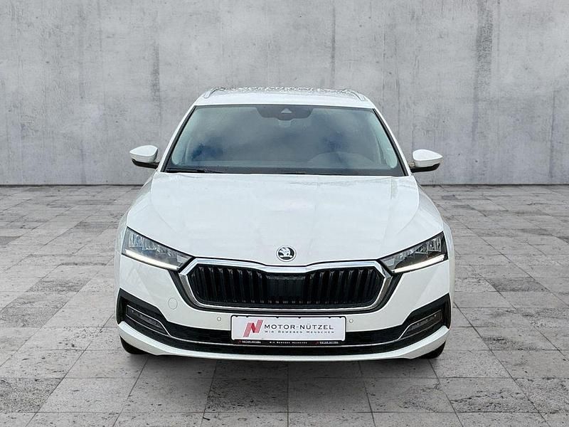 Second-hand Skoda Octavia Style 150 CP (110 kW) 2023 Alb Break