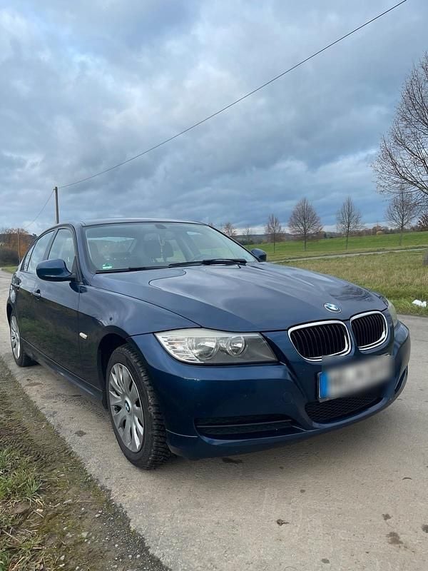 Gebraucht 2011 BMW 316 Limousine | 2.500 € (Superpreis) - Bild 1/4