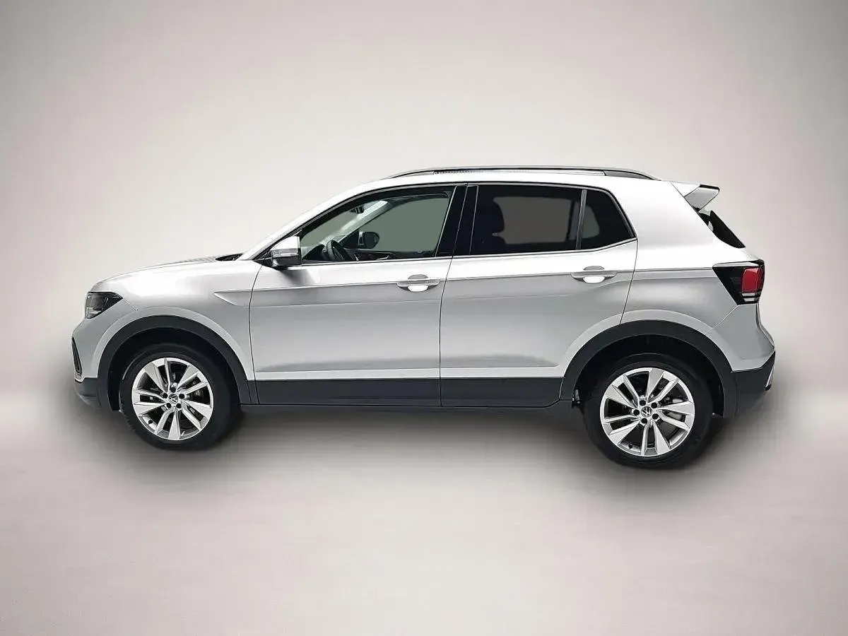 Neu VW T-Cross Life 116 PS (85 kW) 2026 Manufacturer SUV