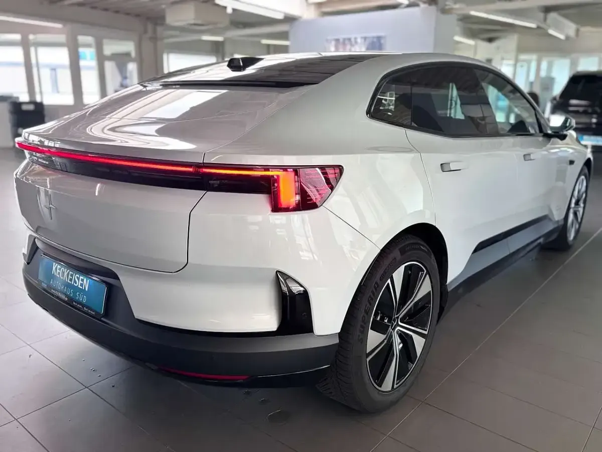 Usata Polestar 4 Pilot 200 kW (272 CV) 2024 Grigio SUV