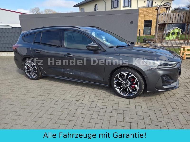 Usata Ford Focus ST-Line X 155 CV (114 kW) 2025 Grigio Berlina