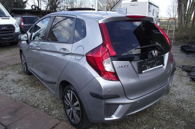 Gebraucht Honda Jazz Elegance 102 PS (75 kW) 2017 Silber Kleinwagen