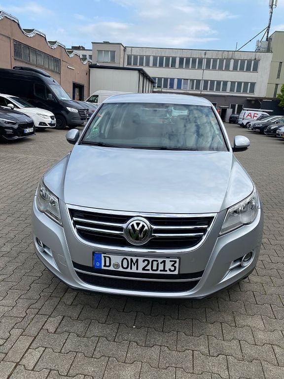 Schwarz Gebraucht 2009 VW Tiguan Sportline SUV | 6.000 € (Fairer Preis) - Bild 1/4