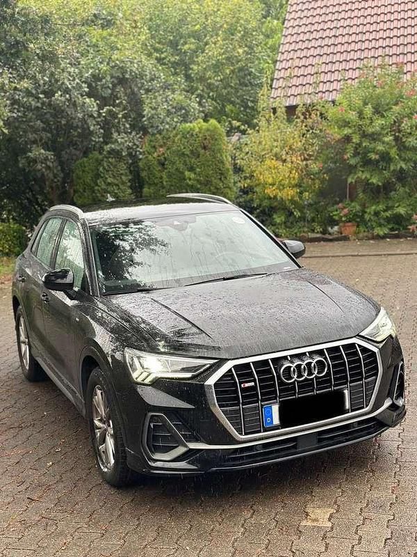 Gebraucht Audi Q3 S-Line 150 PS (110 kW) 2019 Schwarz SUV