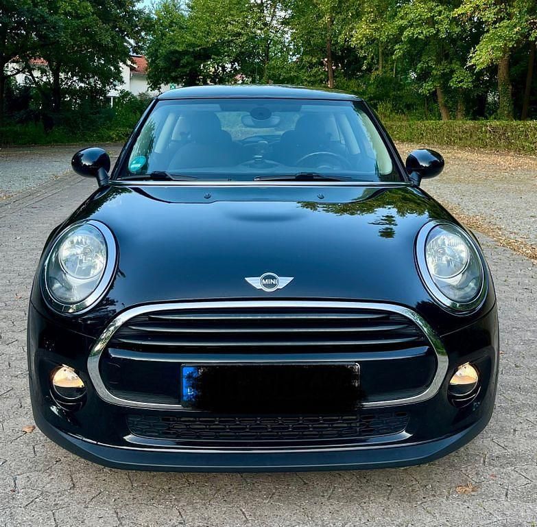 Schwarz Gebraucht 2017 Mini Cooper Kleinwagen | 11.400 € (Guter Preis) - Bild 1/4