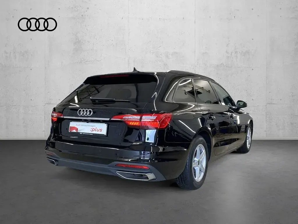 Occasion Audi A4 150 ch (110 kW) 2023 Noir Break