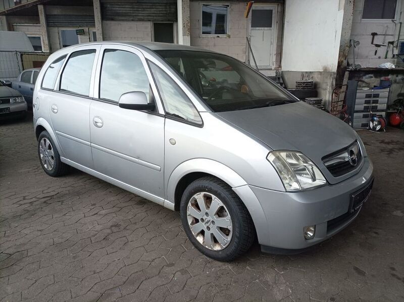 Silber Gebraucht 2007 Opel Meriva Van / Kleinbus | 550 € (Superpreis) - Bild 1/4