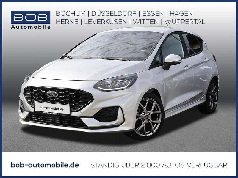 Polar silber met (silber) (silber) Gebraucht 2023 Ford Fiesta ST-Line Kleinwagen | 15.350 € (Guter Preis) - Bild 1/3